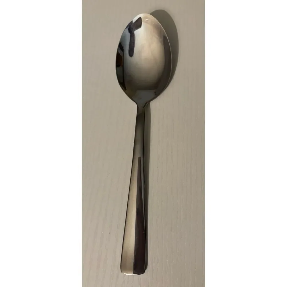 Oneida 90-204 Avery 11 Piece Soup Spoon Set / New